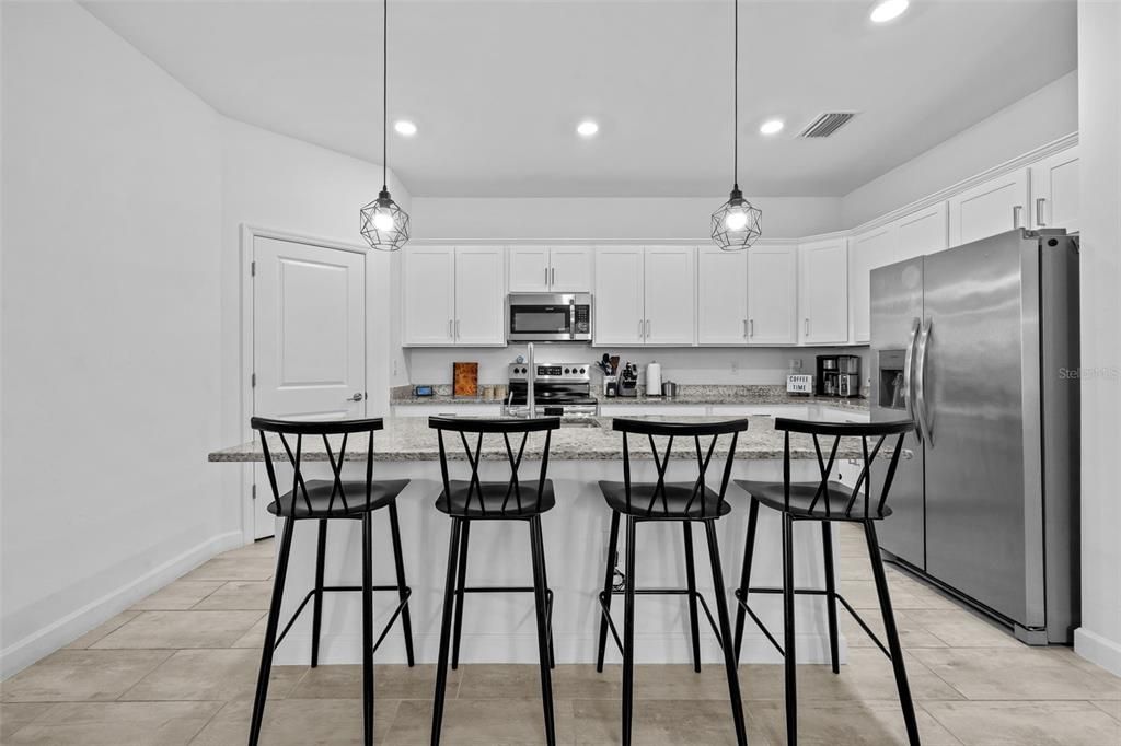 For Sale: $469,900 (4 beds, 3 baths, 2032 Square Feet)