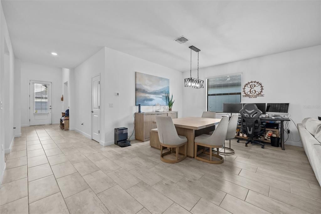 For Sale: $469,900 (4 beds, 3 baths, 2032 Square Feet)