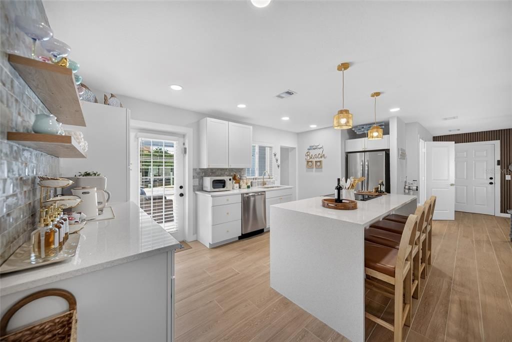 For Sale: $1,850,000 (3 beds, 3 baths, 1592 Square Feet)