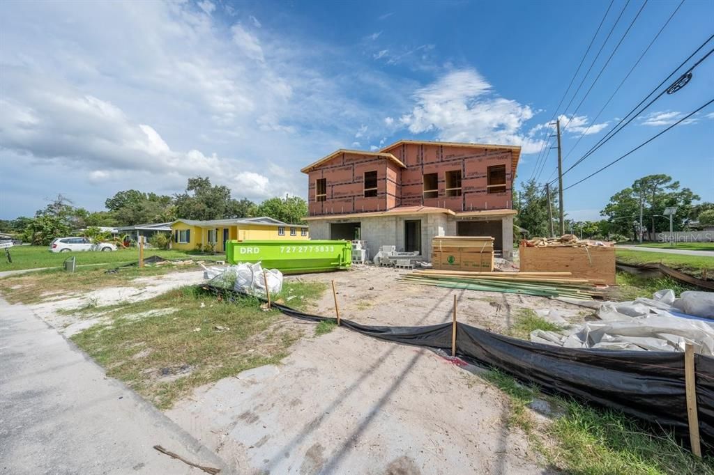 For Sale: $765,000 (4 beds, 2 baths, 1839 Square Feet)