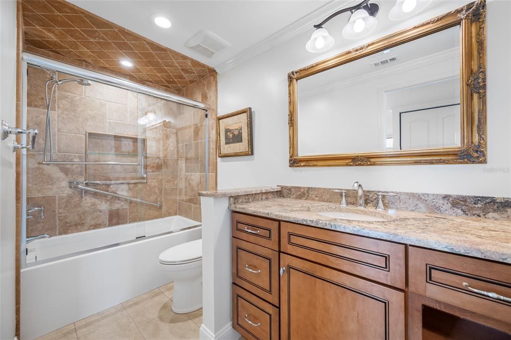En Venta: $1,195,000 (2 camas, 2 baños, 1510 Pies cuadrados)