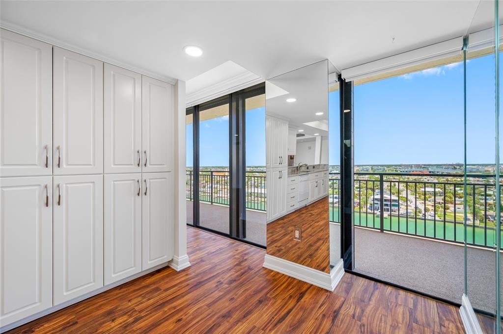 En Venta: $1,195,000 (2 camas, 2 baños, 1510 Pies cuadrados)