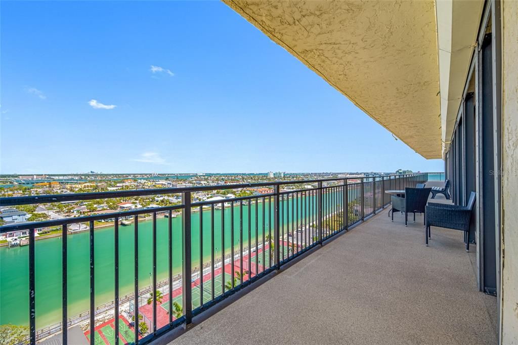 En Venta: $1,195,000 (2 camas, 2 baños, 1510 Pies cuadrados)