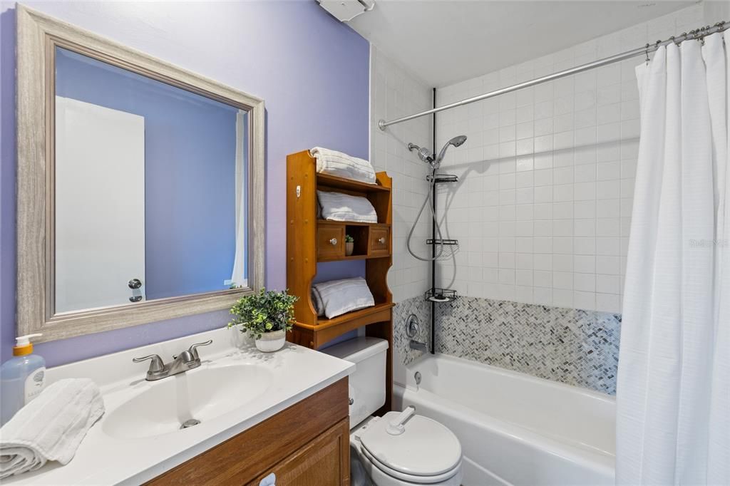 На продажу: $189,000 (2 спален, 2 ванн, 1562 Квадратных фут)
