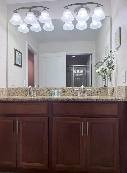 For Sale: $368,000 (4 beds, 3 baths, 1902 Square Feet)