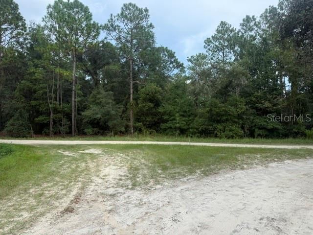 На продажу: $82,500 (1.33 acres)