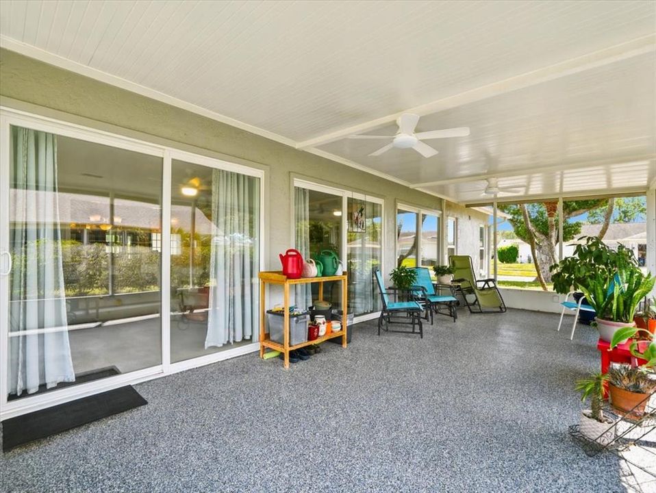 En Venta: $275,000 (2 camas, 2 baños, 1638 Pies cuadrados)
