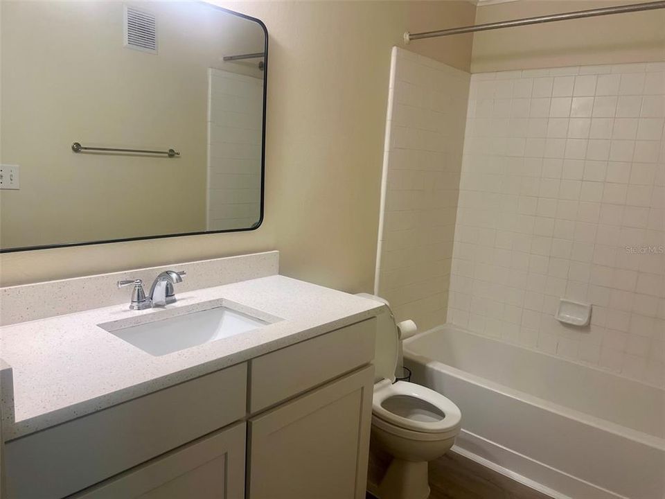 For Rent: $1,650 (2 beds, 2 baths, 1133 Square Feet)