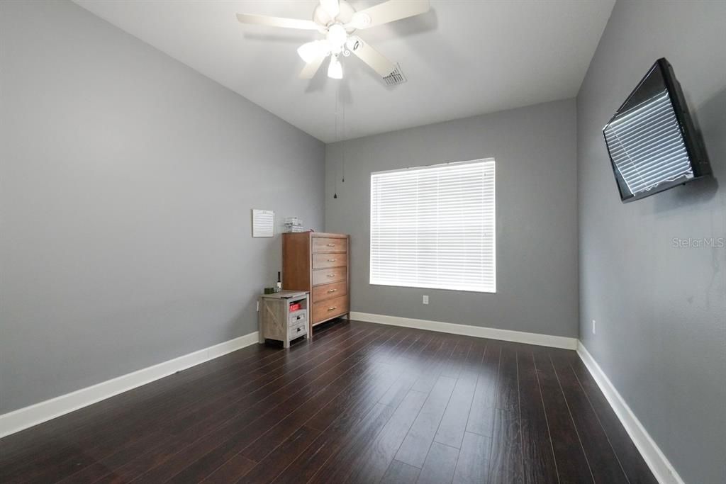 For Sale: $340,000 (4 beds, 2 baths, 2185 Square Feet)