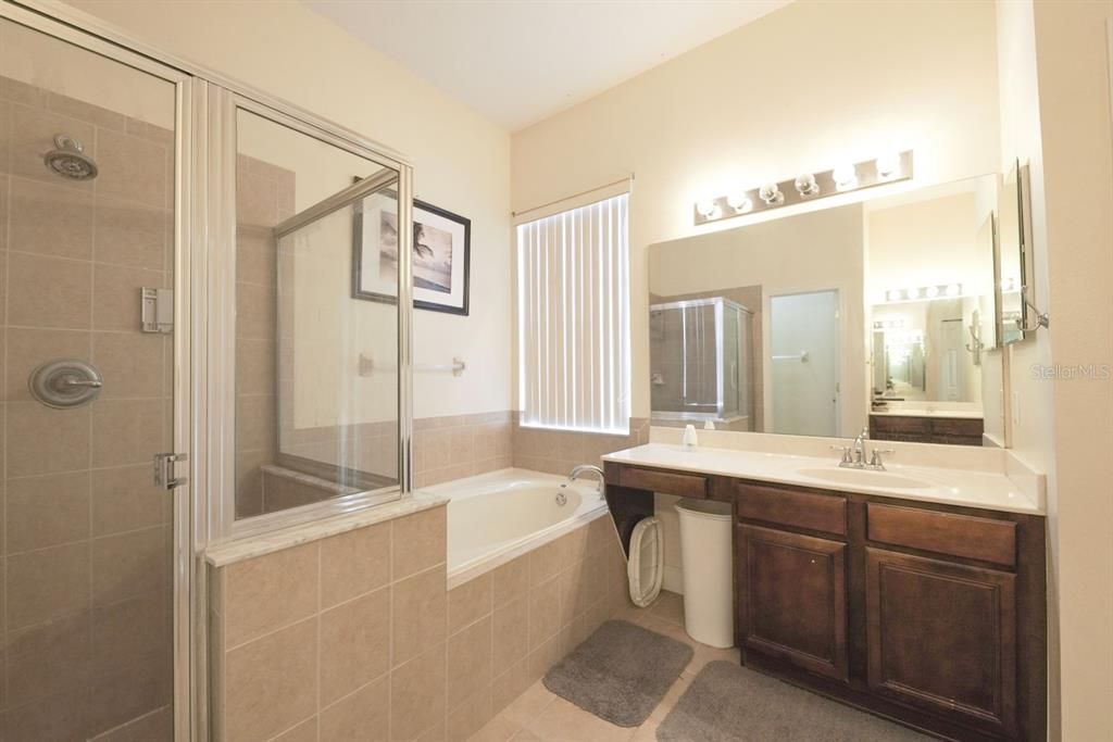 For Sale: $340,000 (4 beds, 2 baths, 2185 Square Feet)