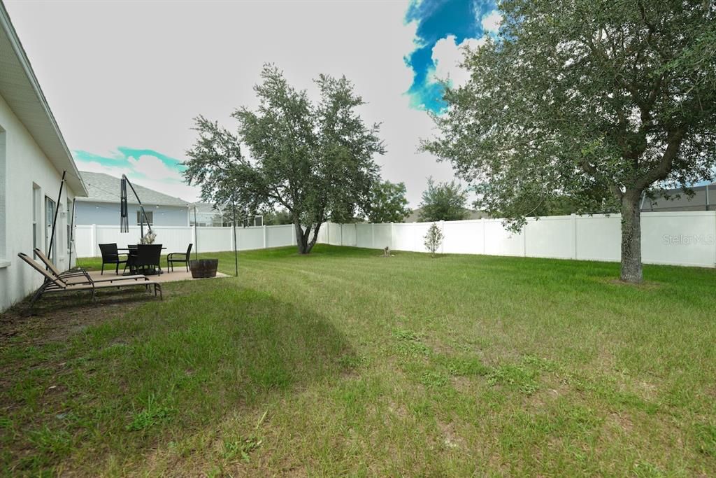 For Sale: $340,000 (4 beds, 2 baths, 2185 Square Feet)