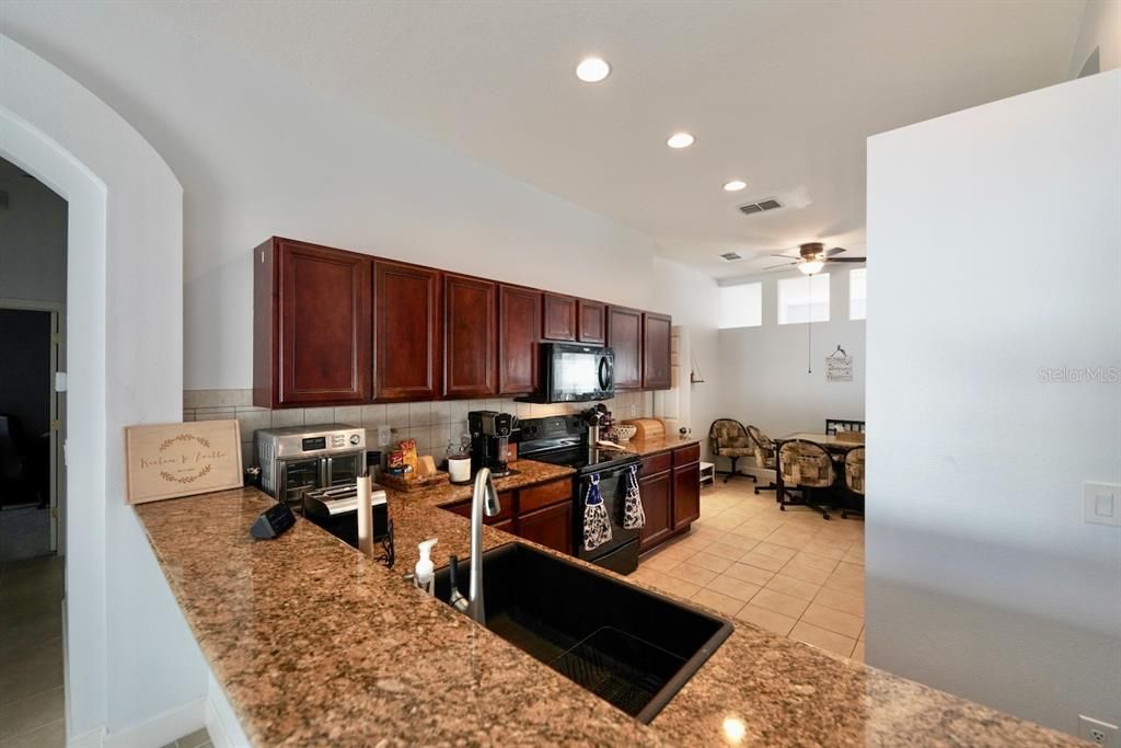 For Sale: $340,000 (4 beds, 2 baths, 2185 Square Feet)