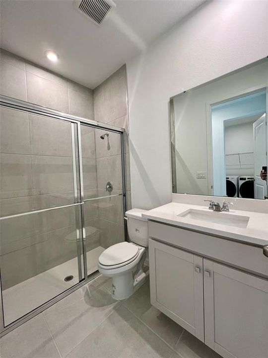 For Rent: $3,000 (4 beds, 3 baths, 1981 Square Feet)