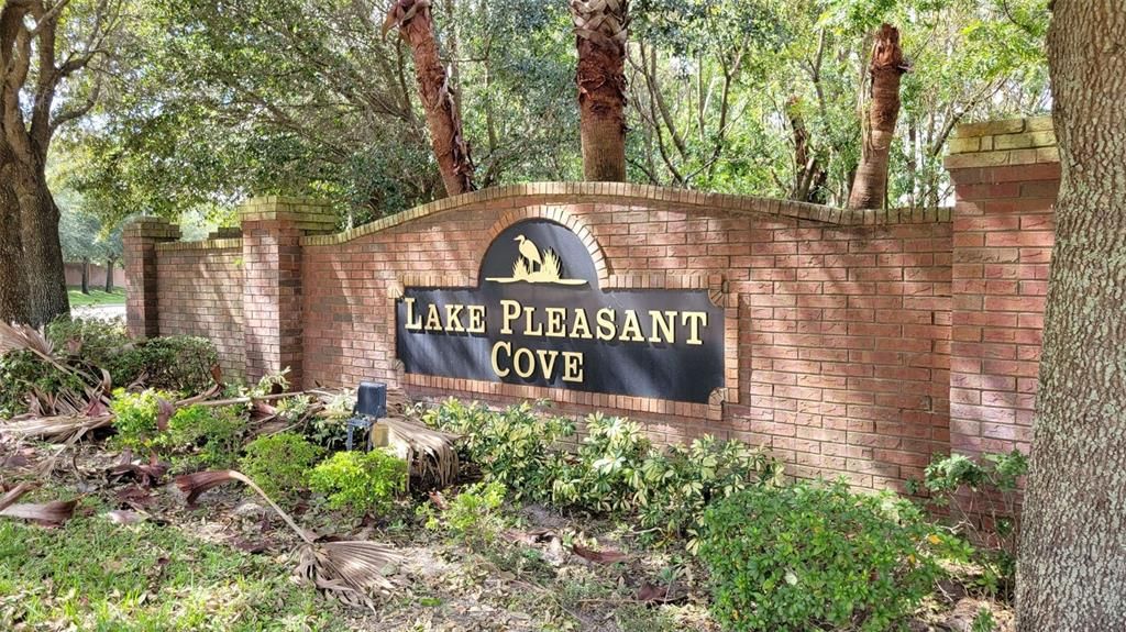 For Rent: $2,250 (3 beds, 2 baths, 1614 Square Feet)