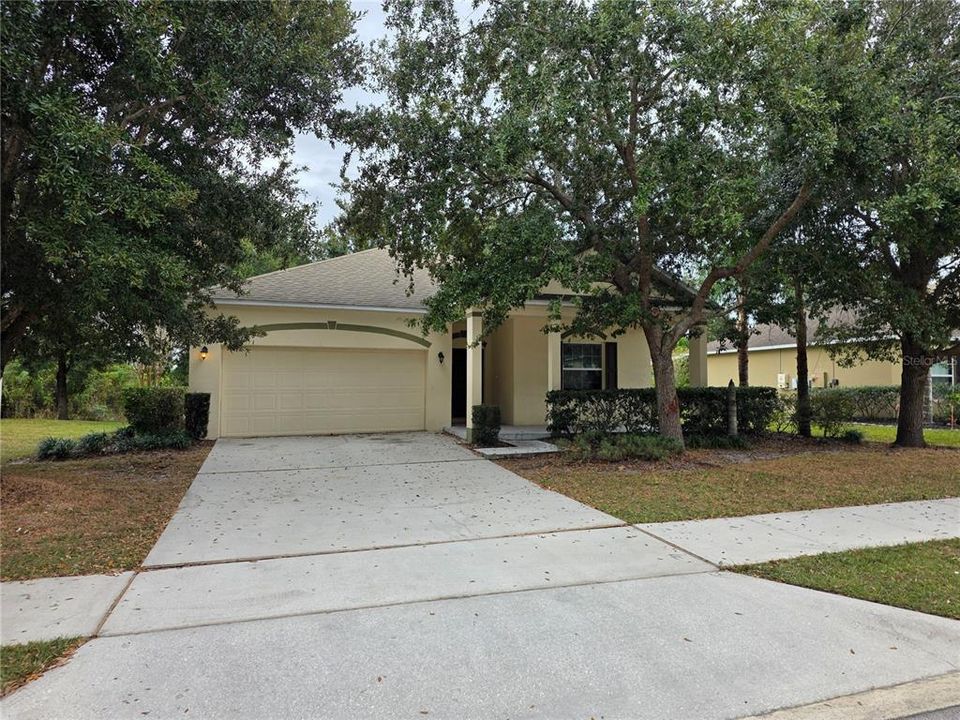 For Rent: $2,250 (3 beds, 2 baths, 1614 Square Feet)