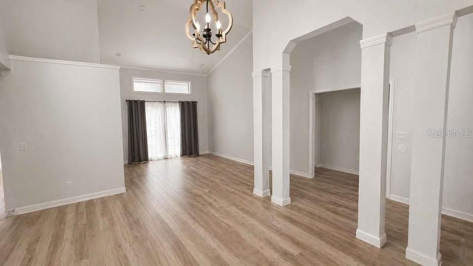 En Renta: $5,400 (5 camas, 3 baños, 3107 Pies cuadrados)