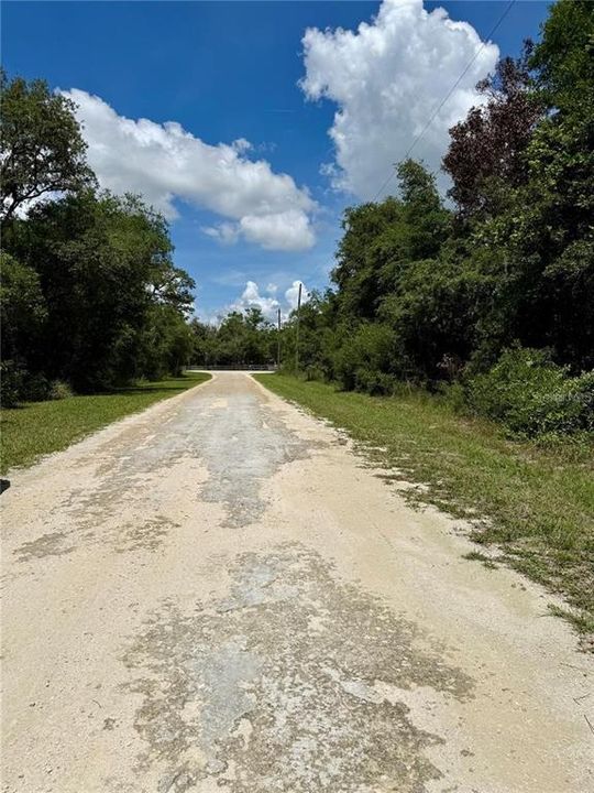 待售: $16,900 (0.29 acres)