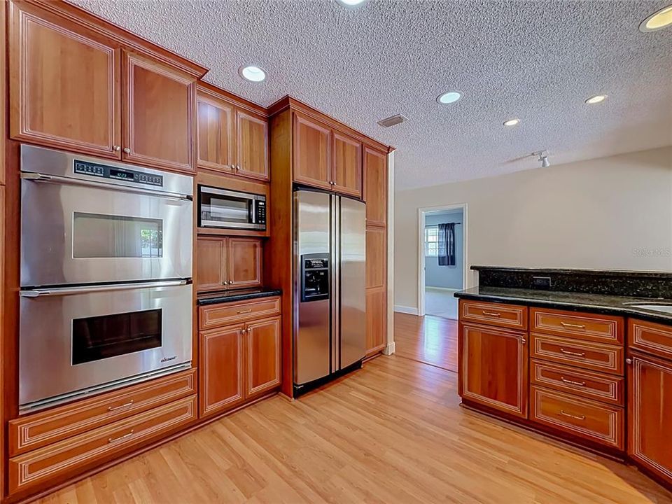 For Sale: $665,000 (4 beds, 2 baths, 2174 Square Feet)