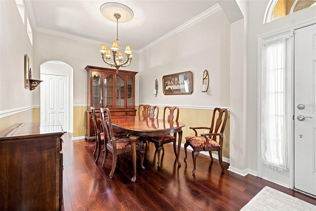 For Sale: $435,000 (3 beds, 2 baths, 1758 Square Feet)