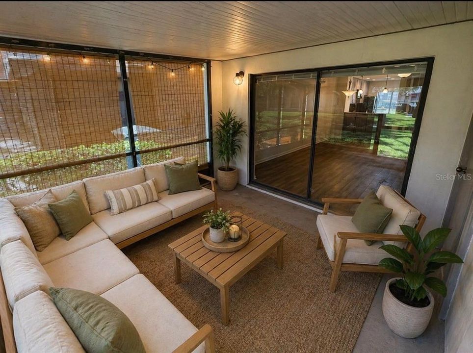 For Sale: $237,500 (2 beds, 2 baths, 1252 Square Feet)