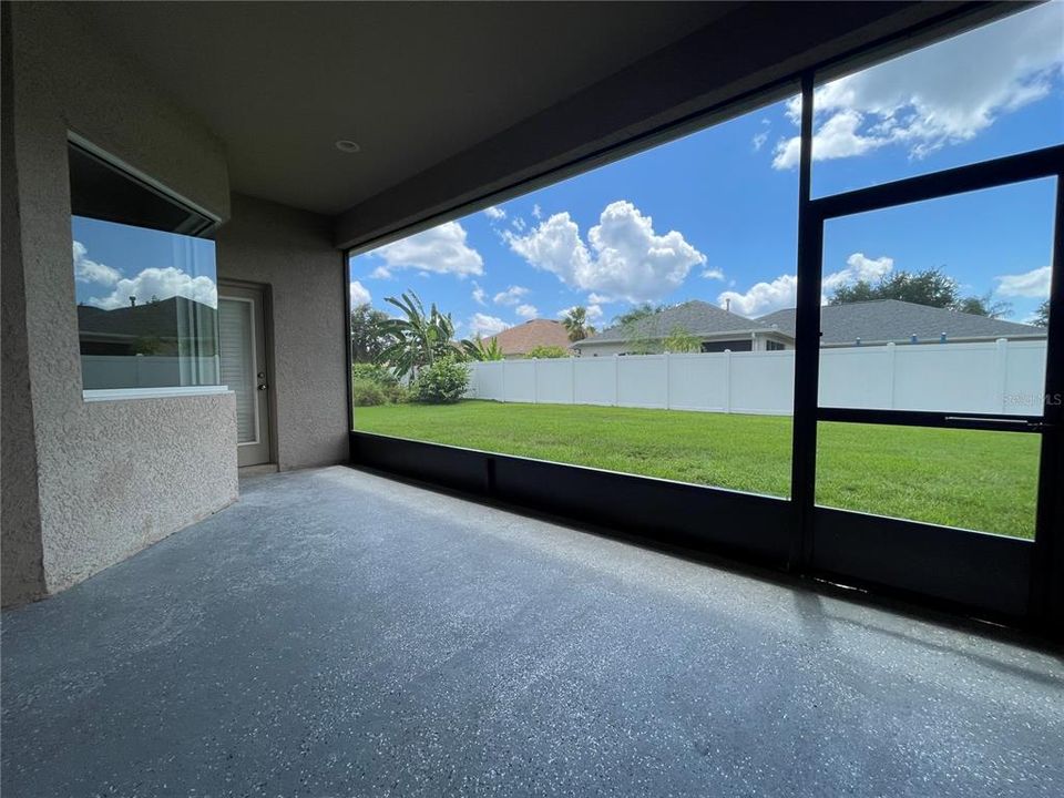 For Rent: $2,900 (4 beds, 3 baths, 2476 Square Feet)