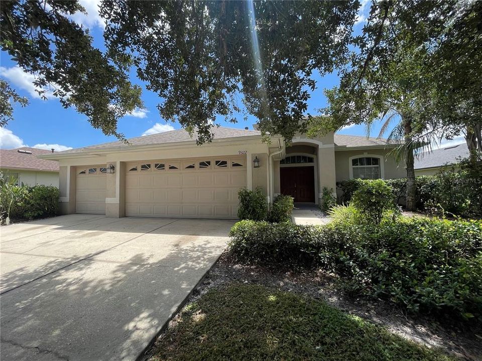 For Rent: $2,900 (4 beds, 3 baths, 2476 Square Feet)