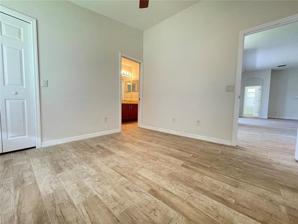 For Rent: $2,900 (4 beds, 3 baths, 2476 Square Feet)