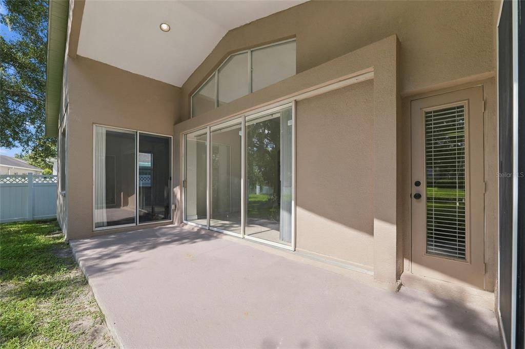 En Venta: $605,000 (4 camas, 3 baños, 3108 Pies cuadrados)
