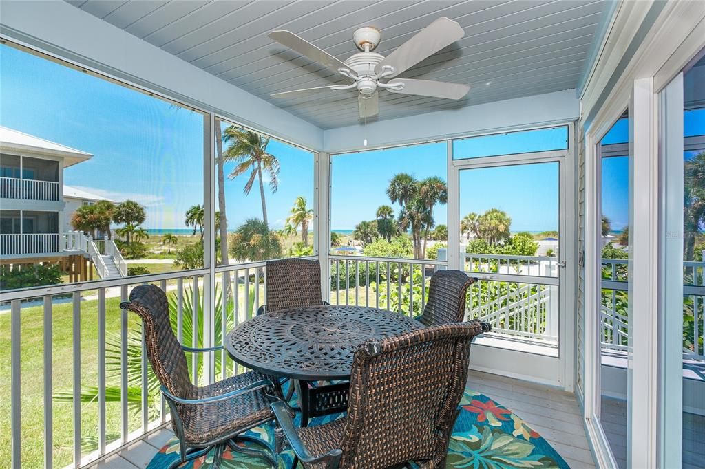 For Sale: $265,000 (2 beds, 2 baths, 1048 Square Feet)