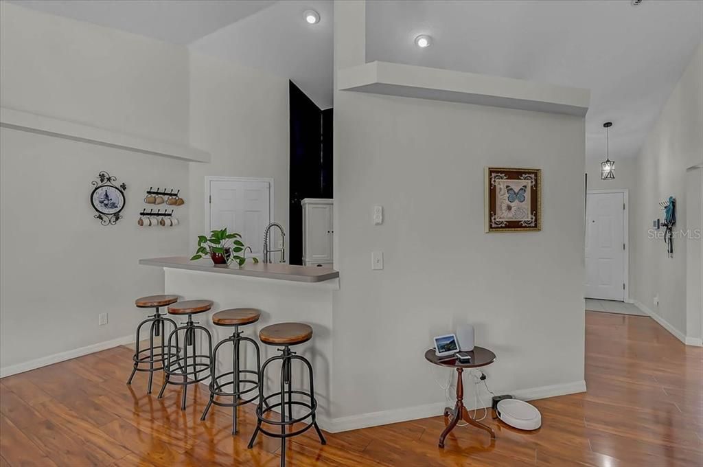 For Sale: $359,000 (3 beds, 2 baths, 1416 Square Feet)