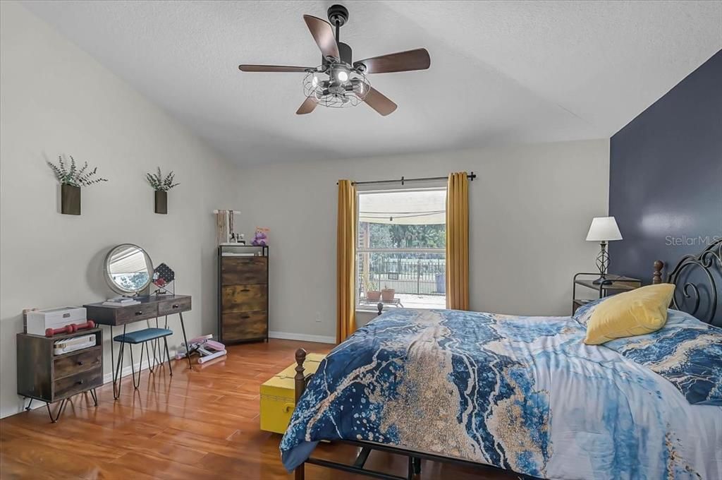 For Sale: $359,000 (3 beds, 2 baths, 1416 Square Feet)