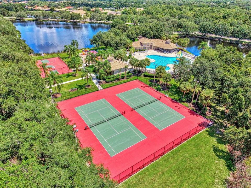 For Sale: $799,000 (4 beds, 3 baths, 2721 Square Feet)