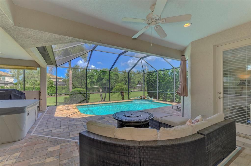 For Sale: $799,000 (4 beds, 3 baths, 2721 Square Feet)