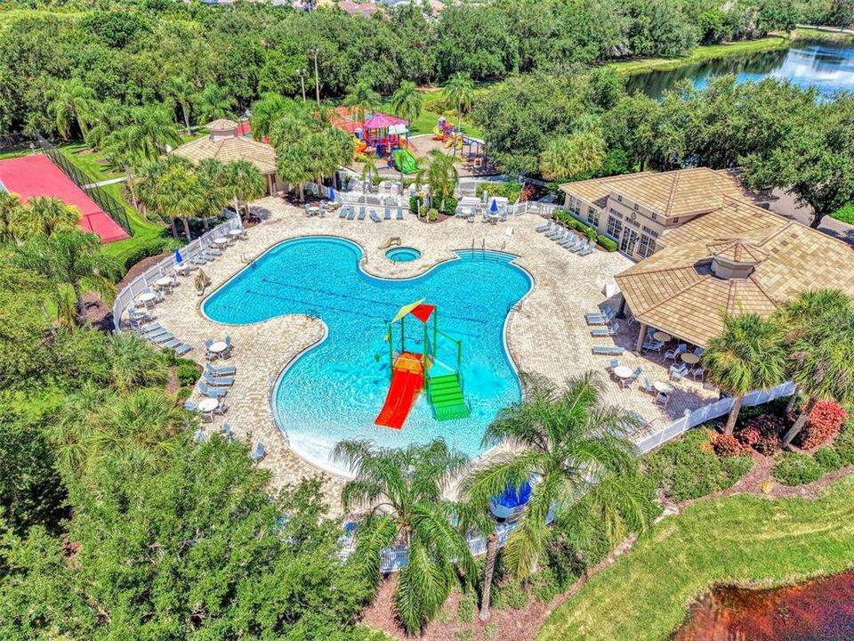 For Sale: $799,000 (4 beds, 3 baths, 2721 Square Feet)