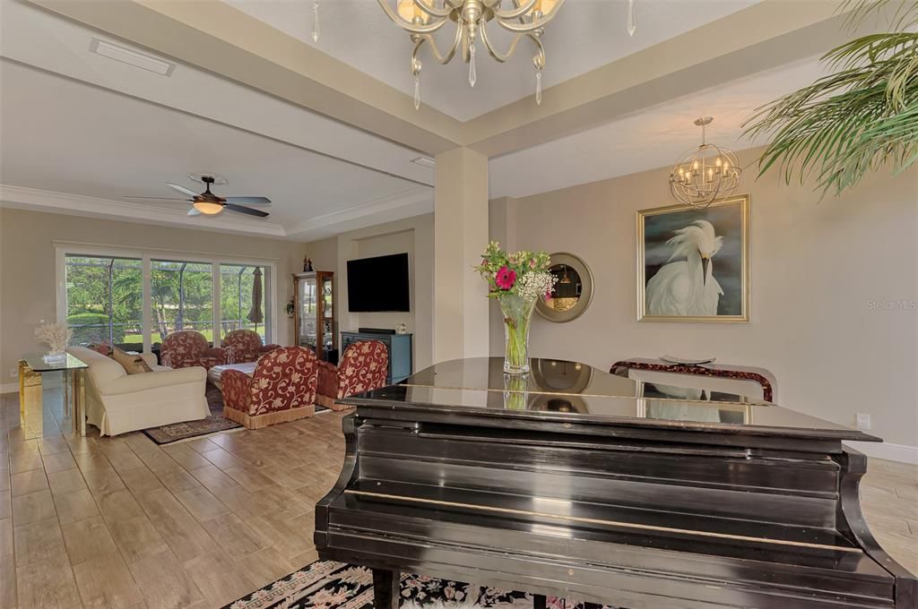For Sale: $799,000 (4 beds, 3 baths, 2721 Square Feet)