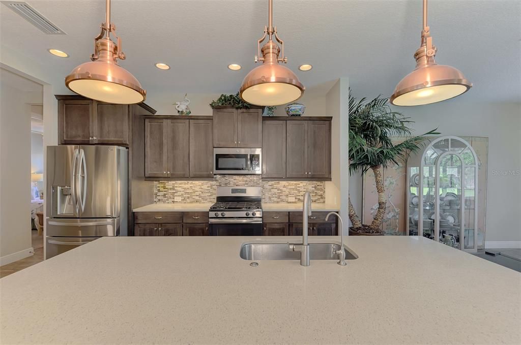 For Sale: $799,000 (4 beds, 3 baths, 2721 Square Feet)