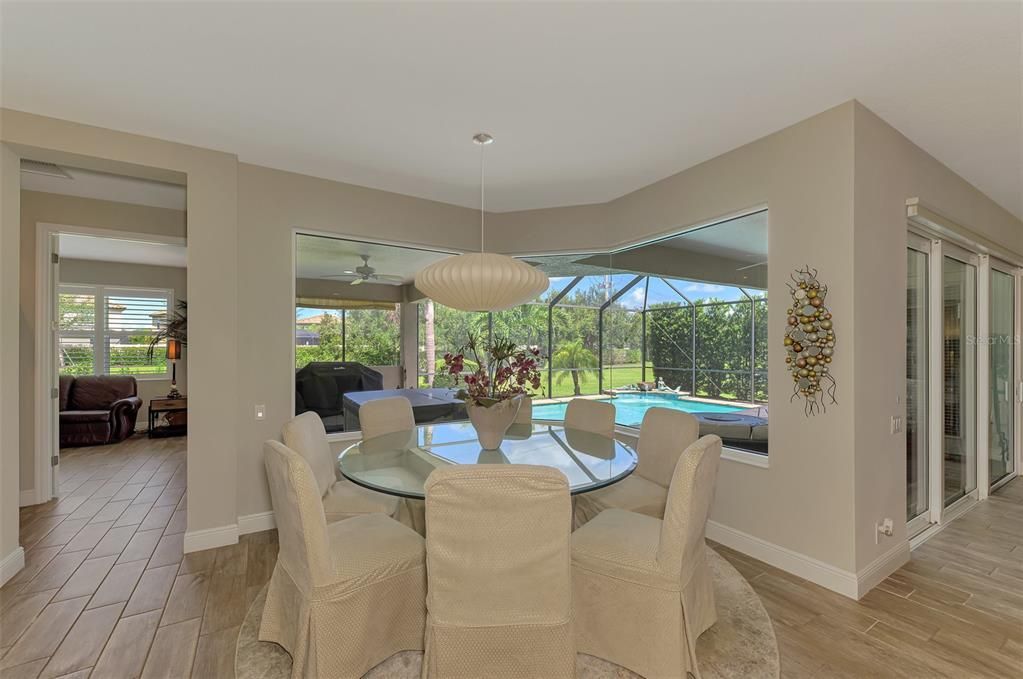 For Sale: $799,000 (4 beds, 3 baths, 2721 Square Feet)