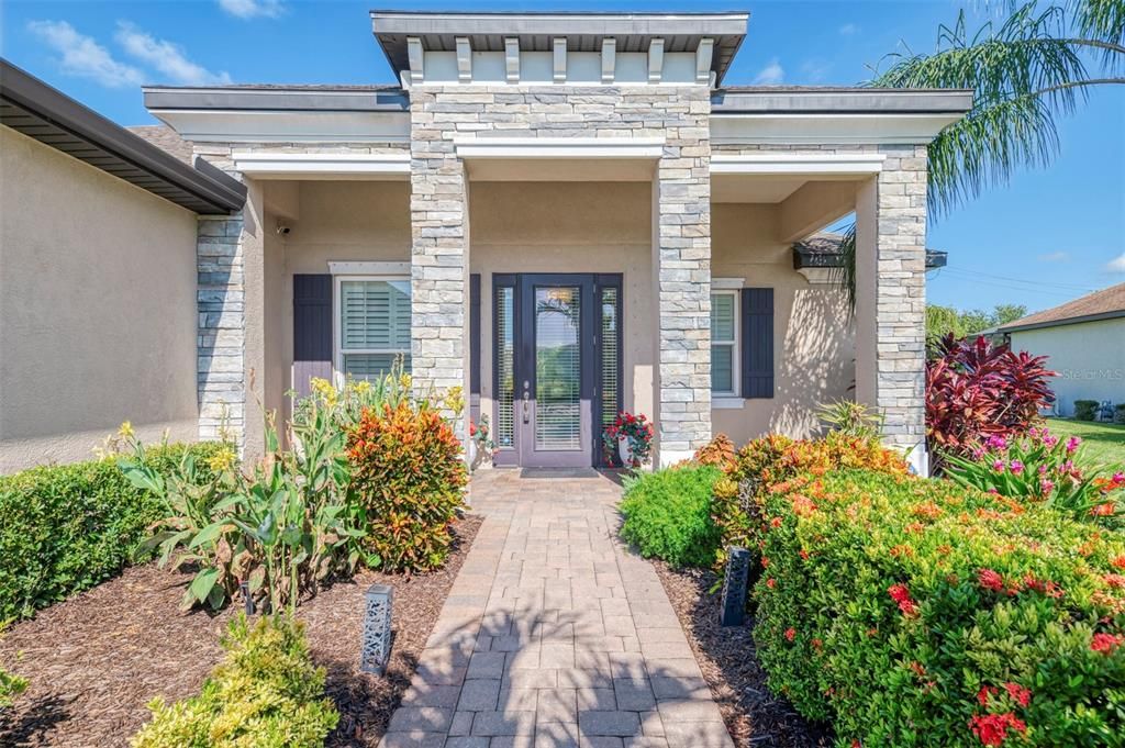 For Sale: $799,000 (4 beds, 3 baths, 2721 Square Feet)