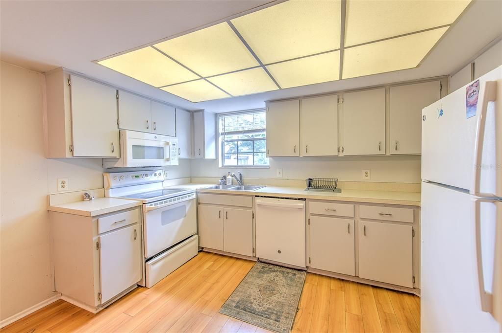For Rent: $1,695 (2 beds, 2 baths, 1284 Square Feet)