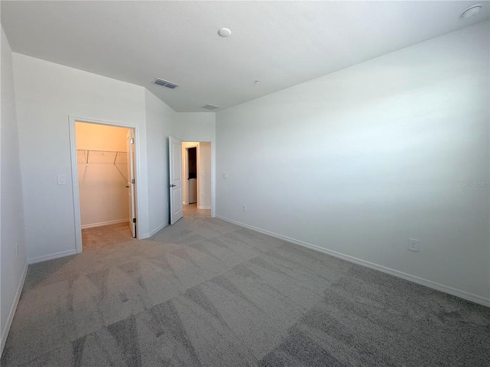 For Rent: $2,895 (3 beds, 2 baths, 1741 Square Feet)