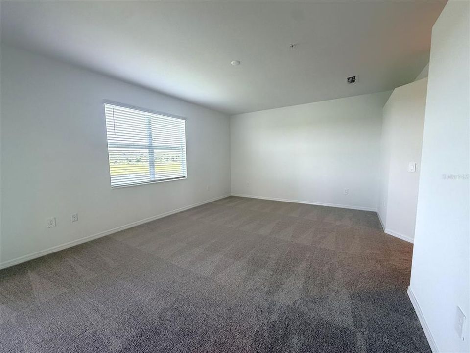 For Rent: $2,895 (3 beds, 2 baths, 1741 Square Feet)
