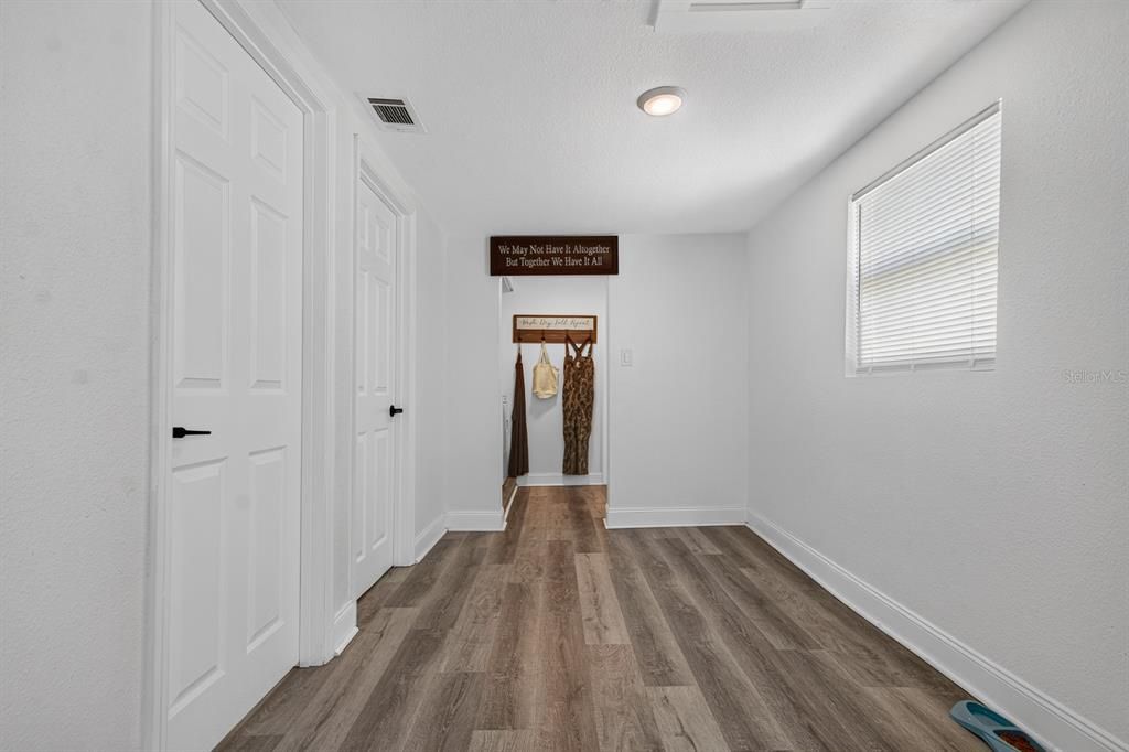 En Venta: $389,999 (3 camas, 2 baños, 1268 Pies cuadrados)