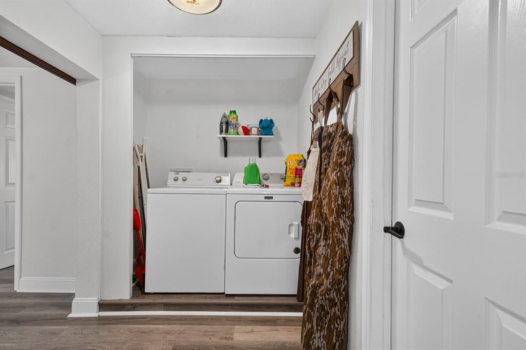 En Venta: $389,999 (3 camas, 2 baños, 1268 Pies cuadrados)
