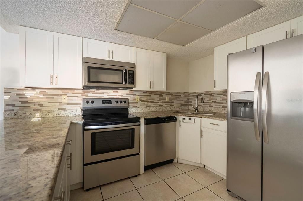 En Venta: $139,900 (2 camas, 2 baños, 862 Pies cuadrados)