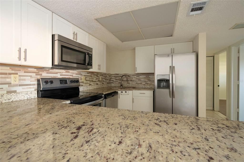 En Venta: $139,900 (2 camas, 2 baños, 862 Pies cuadrados)