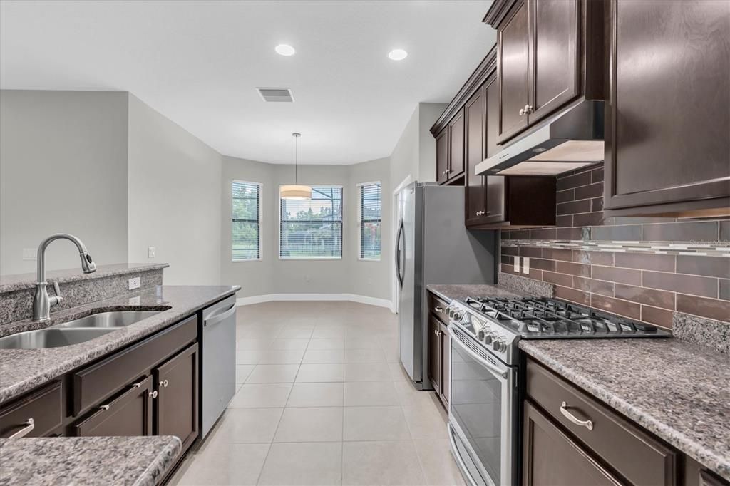For Sale: $450,000 (3 beds, 2 baths, 1740 Square Feet)