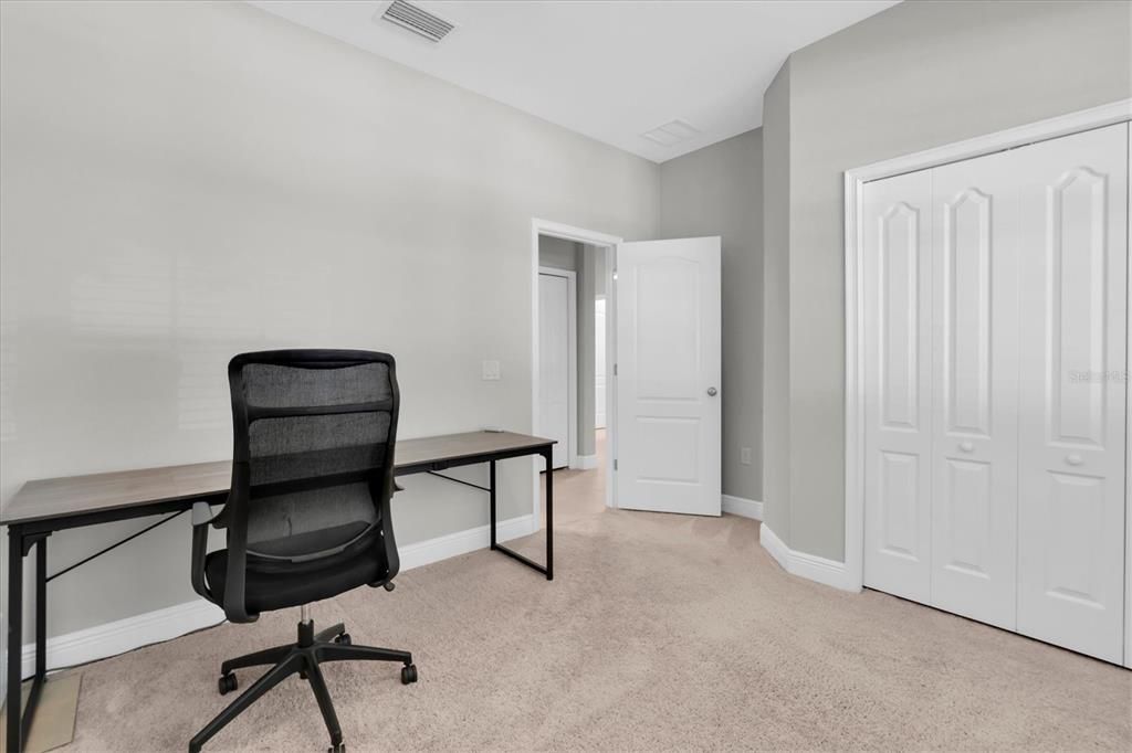 For Sale: $450,000 (3 beds, 2 baths, 1740 Square Feet)