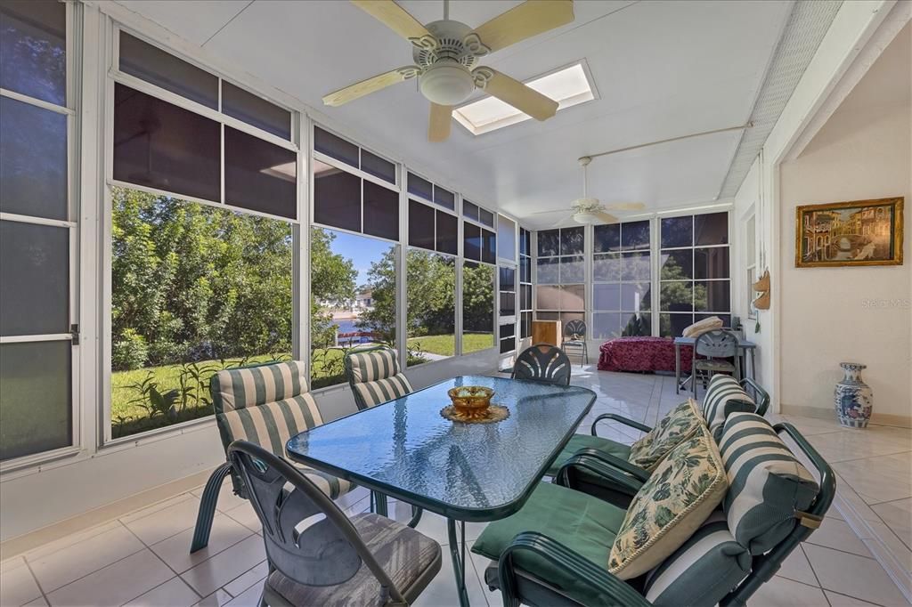 For Sale: $450,000 (3 beds, 2 baths, 1814 Square Feet)