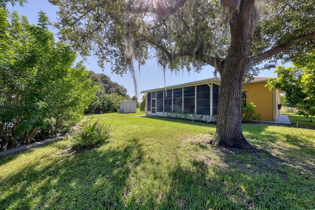 For Sale: $450,000 (3 beds, 2 baths, 1814 Square Feet)
