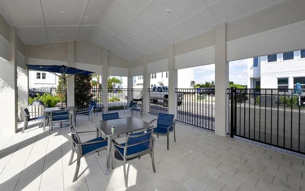 For Rent: $3,800 (3 beds, 3 baths, 1771 Square Feet)